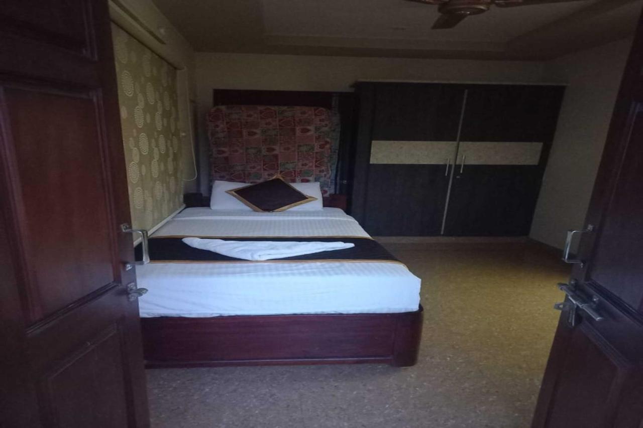 Bhimas Residency Hotell Kurmannapalem Eksteriør bilde