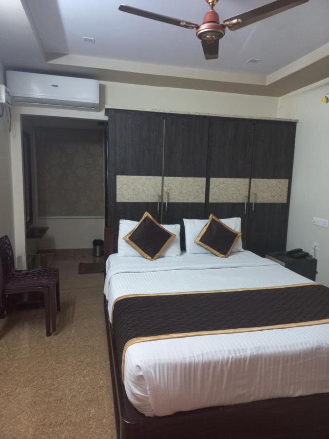 Bhimas Residency Hotell Kurmannapalem Eksteriør bilde
