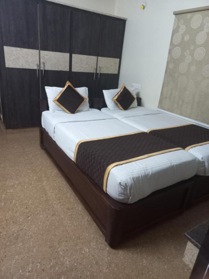 Bhimas Residency Hotell Kurmannapalem Eksteriør bilde